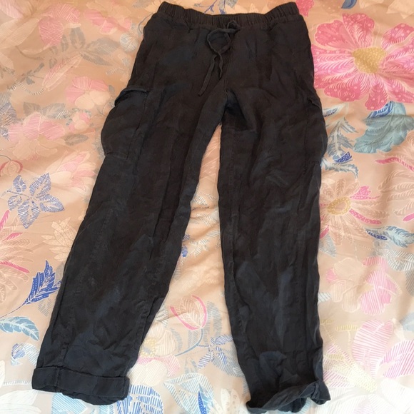 Lululemon pants - Picture 2 of 8